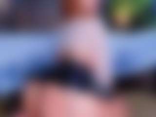 Live cam show with MiiaStonnee - Athletic Brown Eyes on Camsoda