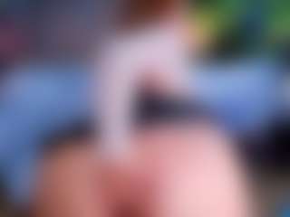 MiiaStonnee's Live Sex Cam Show