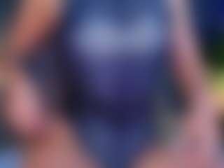 MiiaStonnee's Live Sex Cam Show