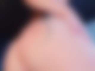 MiiaStonnee's Live Sex Cam Show