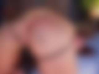 MiiaStonnee's Live Sex Cam Show