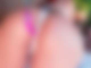 MiiaStonnee's Live Sex Cam Show