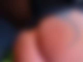 Live cam show with MiiaStonnee - Red Hair on camwithhim.com