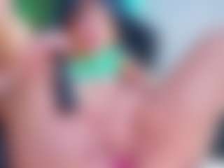 MiiaStonnee's Live Sex Cam Show