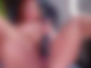 MiiaStonnee's Live Sex Cam Show
