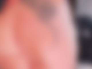 MiiaStonnee's Live Sex Cam Show