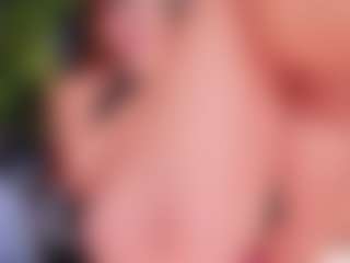 MiiaStonnee's Live Sex Cam Show