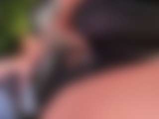 MiiaStonnee's Live Sex Cam Show