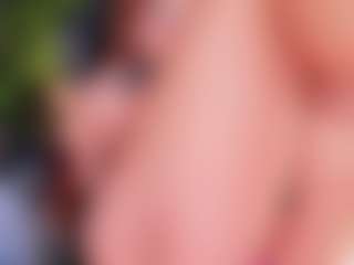 MiiaStonnee's Live Sex Cam Show