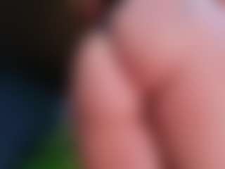 MiiaStonnee's Live Sex Cam Show