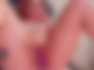MiiaStonnee's Live Sex Cam Show