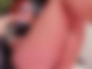 Live cam show with MiiaStonnee - Red Hair Squirt on Dolls Live