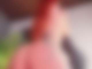 Live cam show with MiiaStonnee - Red Hair Squirt on Camsoda