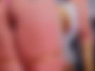 Live cam show with MiiaStonnee - Athletic Amateur on SinfulBabes