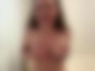 Live cam show with NganReges - Thick on anonymated.com