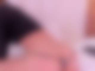 Rachellmml's Live Sex Cam Show