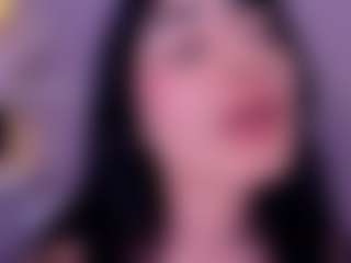 Live cam show with Rachellmml - Small Tits on xblisslive.com