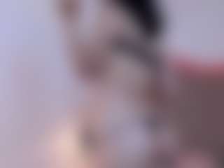 Live cam show with Rachellmml - Public on SxyPornLive