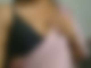 Ziyaakhan's Live Sex Cam Show