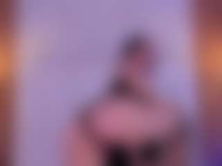 Live cam show with Ambarmml - Teen (18+) on anonymated.com