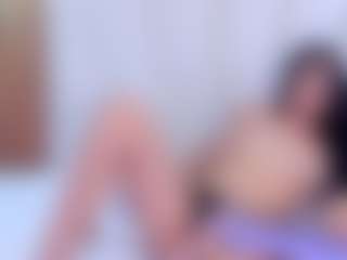 Live cam show with Ambarmml - Natural on sexytreat.net