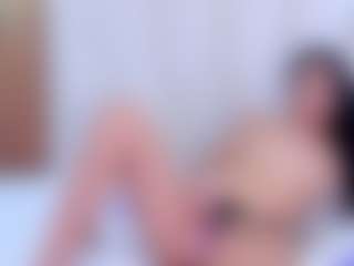 Live cam show with Ambarmml - Young Adult on eurowanks.com