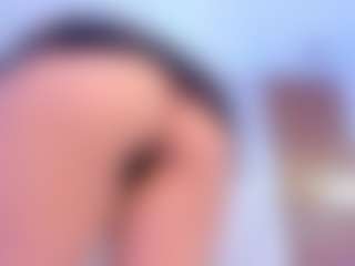 Live cam show with Ambarmml - Solo on Adult Interactions