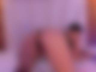 Live cam show with Ambarmml - BBW on Camversity