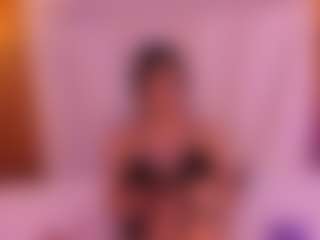 Ambarmml's Live Sex Cam Show