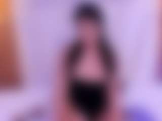 Ambarmml's Live Sex Cam Show