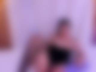 Ambarmml's Live Sex Cam Show
