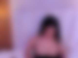 Ambarmml's Live Sex Cam Show