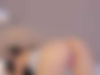 Ambarmml's Live Sex Cam Show