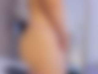 Ambarmml's Live Sex Cam Show