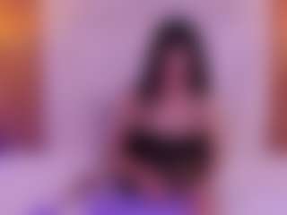 Ambarmml's Live Sex Cam Show