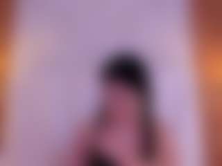 Live cam show with Ambarmml - Athletic on justonemore.cc