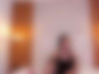 Live cam show with Ambarmml - Athletic on Gym Cam Girls