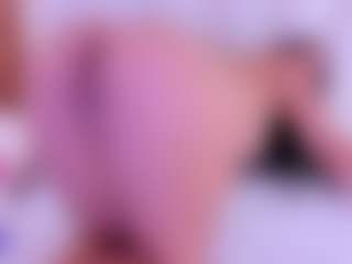 Live cam show with Ambarmml - Ass Bouncing on Chatstar