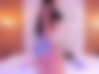 Live cam show with Ambarmml - Public on AdultVida.com