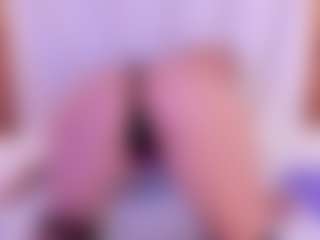 Ambarmml's Live Sex Cam Show