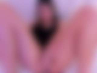 Live cam show with Ambarmml - Athletic on Uber Horny