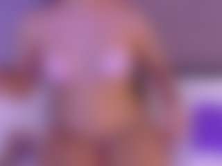 Live cam show with Ambarmml - Athletic White on hrnylive.com | colombia