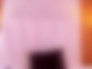 Live cam show with Ambarmml - Skinny on Camsoda
