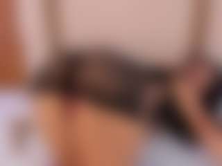 Live cam show with Ambarmml - Young Adult on Dare Cams