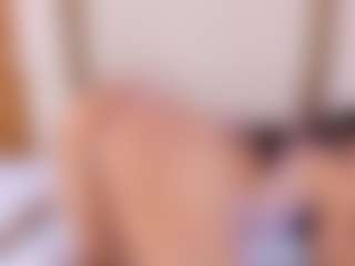 Ambarmml's Live Sex Cam Show