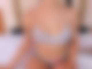 Ambarmml's Live Sex Cam Show