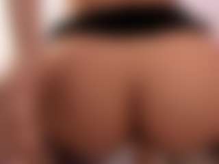 Ambarmml's Live Sex Cam Show