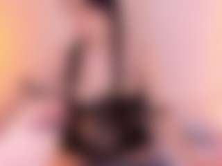 Ambarmml's Live Sex Cam Show