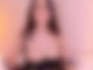 Ambarmml's Live Sex Cam Show