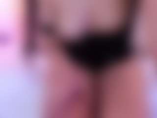Ambarmml's Live Sex Cam Show
